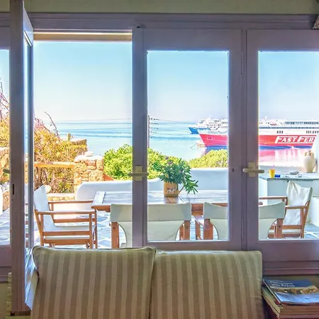 Beachfront House In Mykonos Casa vacanze *