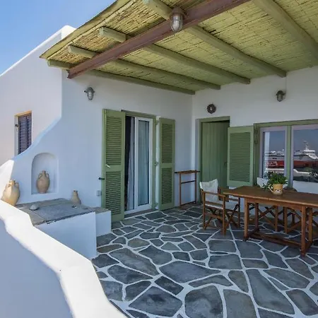 Beachfront House In Mykonos Tourlos