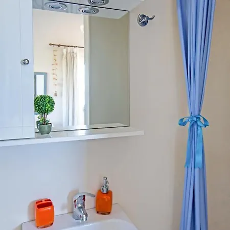 Beachfront House In Mykonos トゥルロス