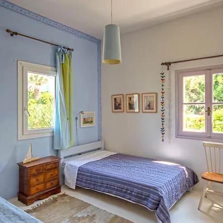Beachfront House In Mykonos * トゥルロス